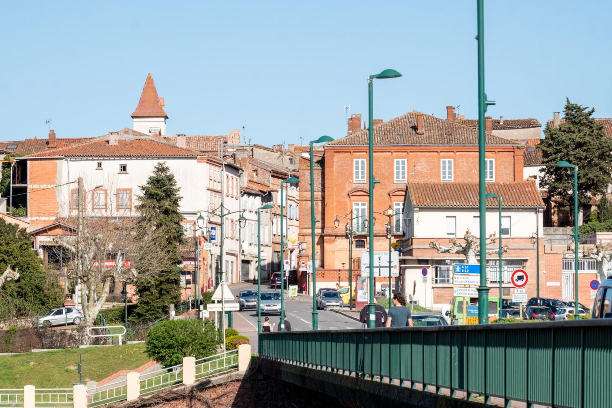 Evasions-Escapade, Centre-Ville, Gare Auterive  Exterior photo