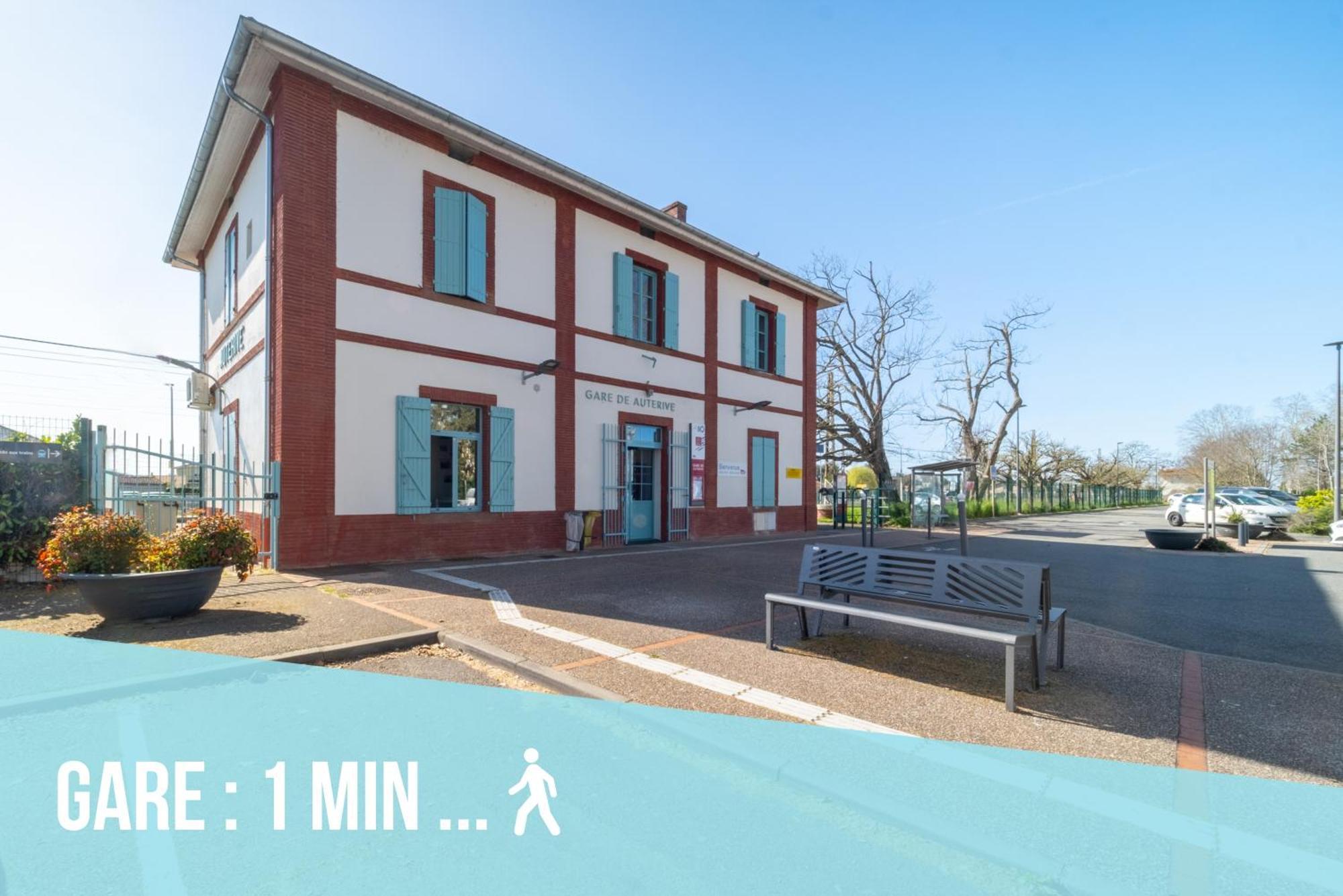 Evasions-Escapade, Centre-Ville, Gare Auterive  Exterior photo